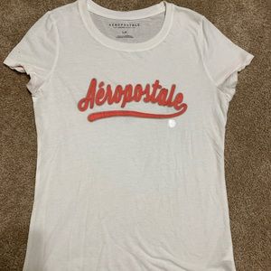 White aeropostale short sleeve tee
